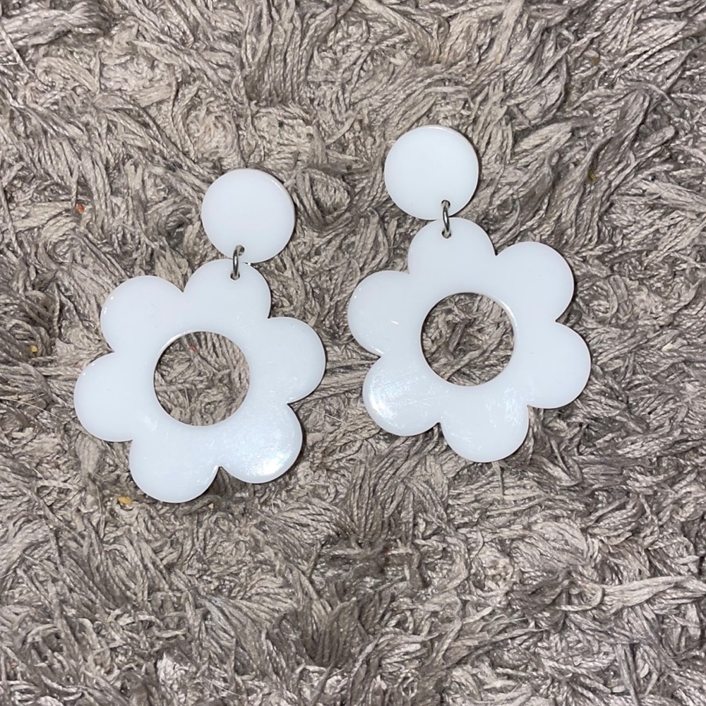 Flower earrings